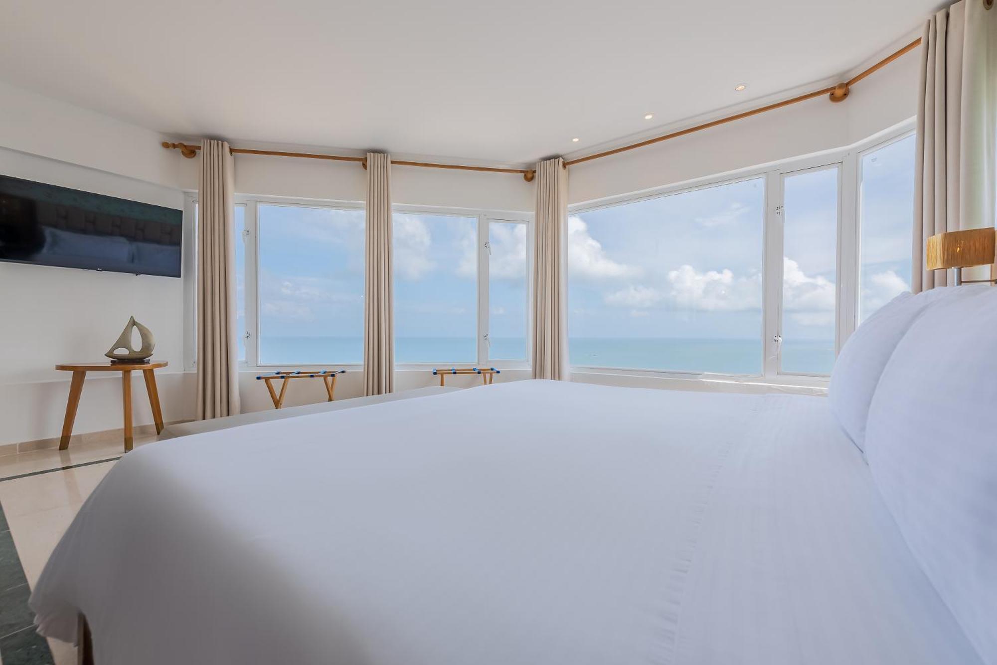 Deluxe Double Room with Sea View,1545491302:JPEG